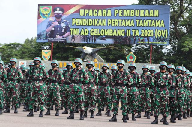 Dikmata PK TNI AD Gelombang – II TA 2021, secara resmi dibuka oleh Kasdam II/Sriwijaya bertempat di Lapangan Dodik Secata Rindam II/Swj Puntang – Lahat, Jum'at (26/11/2021). FOTO : PENDAM II/SWJ