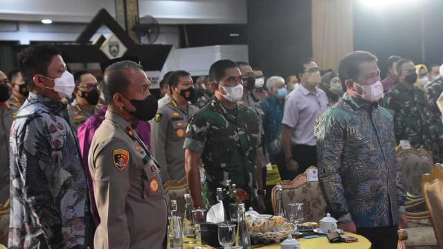 Komandan Korem 044/Gapo Brigjen TNI M. Naudi Nurdika S.I.P M.Si M.Tr (Han), menghadiri acara Malam Penganugerahan Penghargaan dan Gebyar Hadiah Percepatan Vaksinasi Covid-19 Provinsi Sumatera Selatan