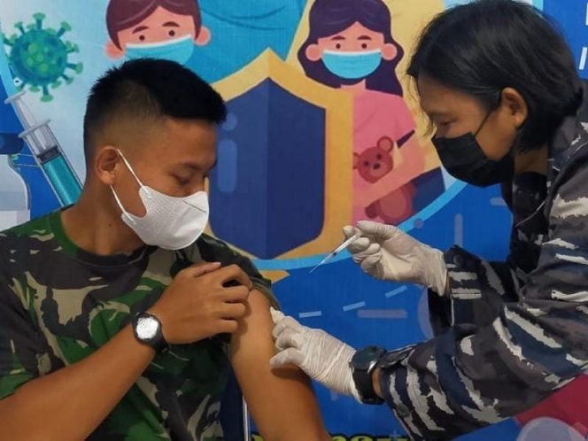 TNI AL Terus Laksanakan Vaksinasi Covid-19 (Sriwijayadaily.co.id)