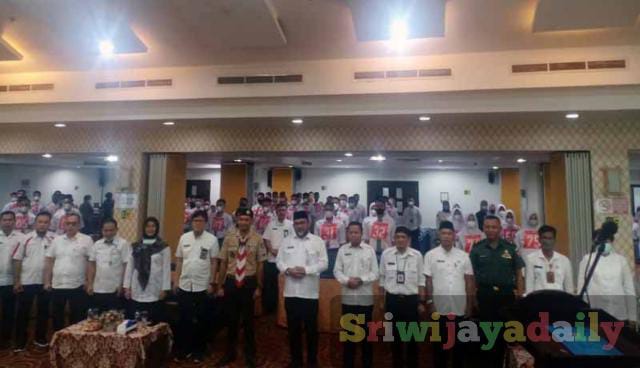 Sekda Provinsi Jambi H. Sudirman membuka secara resmi seleksi Calon Anggota Paskibraka tingkat Provinsi Jambi dan Tingkat Nasional di Hotel Shang Ratu Kota Jambi, Rabu (18/5/22). FOTO : Noval