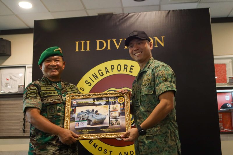 Dua Kualifikasi Kemampuan Militer dari AD Singapura untuk Jenderal Dudung (Dispenad)