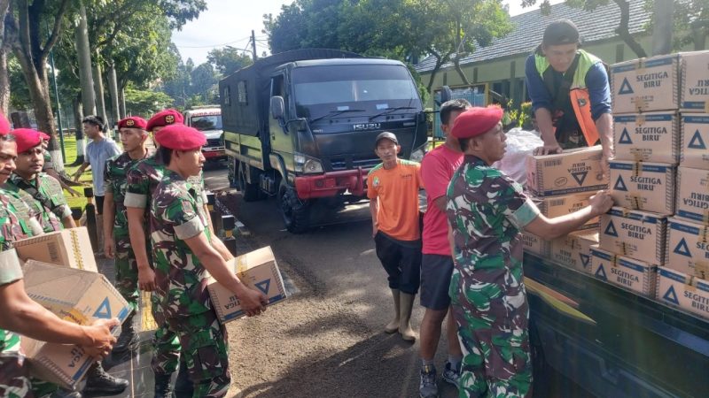 Aksi Gerak Cepat Kopassus Bantu Korban Gempa Bumi di Cianjur (Dispenad)