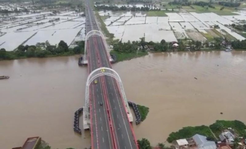 Foto Jembatan Ogan yang menjadi titik penghubung pada ruas Tol Kayu Agung-Palembang-Betung (Kapal Betung) menuju Jambi digadang-gadang merupakan jembatan tol terpanjang di Indonesia-Tangkapan layar-IG/@anaksungai.tv
