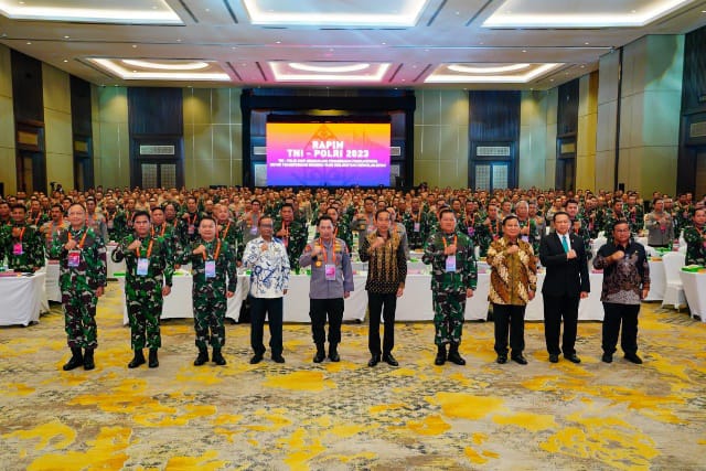 Kepala Staf Angkatan Darat (Kasad) Jenderal TNI Dr. Dudung Abdurachman mengikuti Rapat Pimpinan (Rapim) TNI-Polri  di Jakarta Rabu (8/2/2023)./FOTO : Dispenad