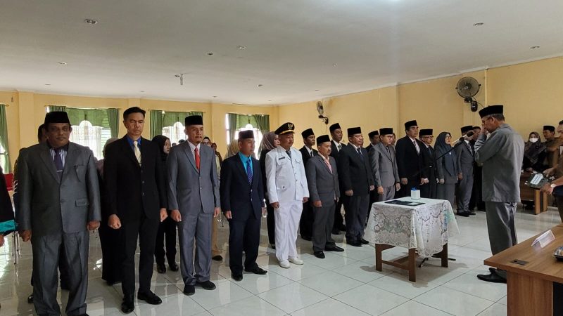 Pelantikan 26 Pejabat Administrator dan Pengawas Di Lingkup Pemkab Tanjab Barat/ FOTO : Dok. Redaksi