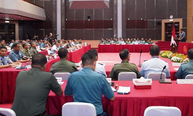 Panglima TNI Laksamana TNI Yudo Margono, S.E., M.M. saat membuka Rapat Koordinasi Teknis Penerangan (Rakornispen) TNI TA 2023 (Dok/Puspen TNI)