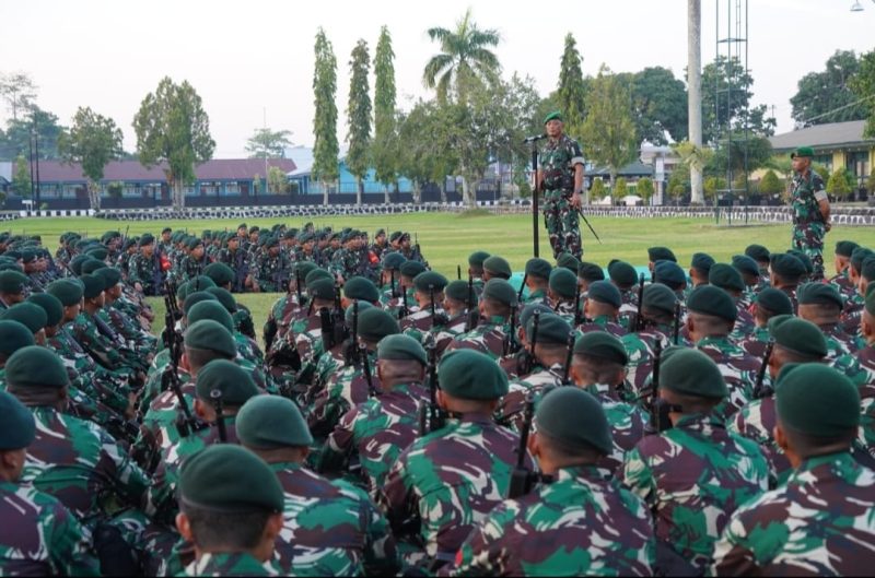 Dihadapan Prajurit Yonif 753/AVT, Pangdam XVII/Cenderawasih : Perkuat Kemanunggalan TNI Rakyat serta Pegang Teguh Netralitas TNI pada Pemilu 2024/Swjdaily