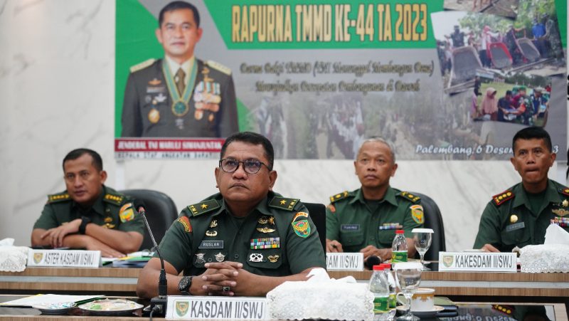 Kasdam II/Sriwijaya Brigjen TNI Ruslan Effendy Ikuti Rapurna TMMD Ke - 44 Melalui Vicon/Red
